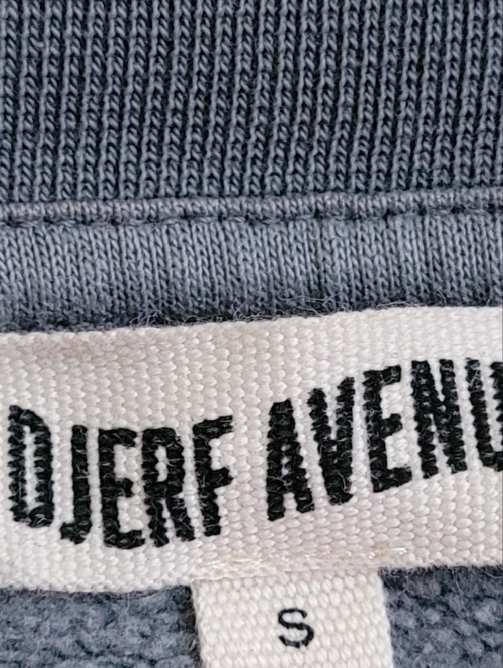 DJERF AVENUE STAPLE SWEATSHIRT WASHED GREY - Picture 4 of 6